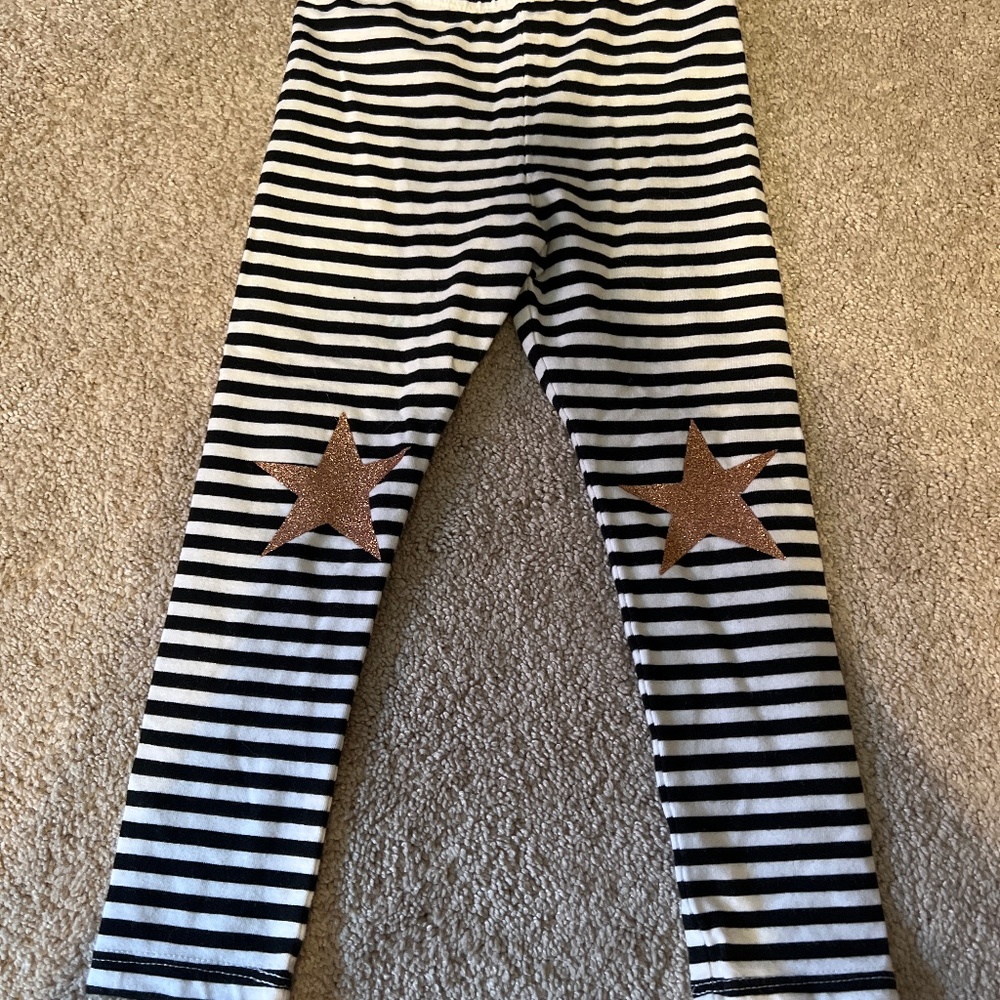 3T Cat & Jack Never Worn Leggings with cute star glitter detail on knee
